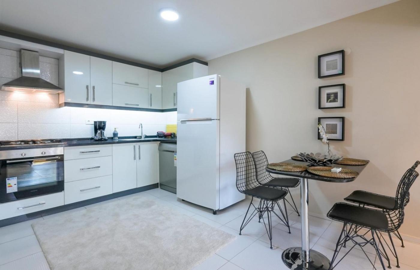Excellent Flat Near Hadrian'S Gate Apartment Antalya Exterior photo